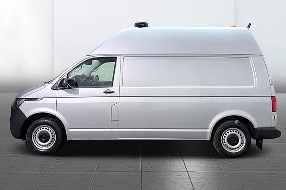 Volkswagen Transporter 12 of 30