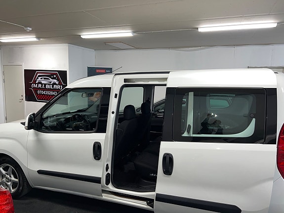 Opel Combo 11 of 19