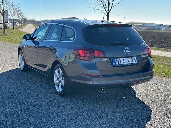 Opel Astra 5 of 5