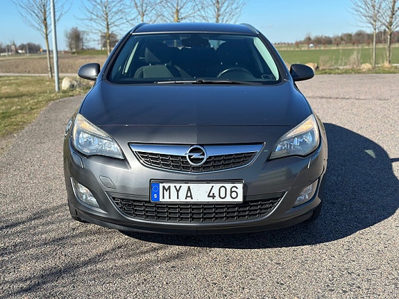 Opel Astra 3 of 5