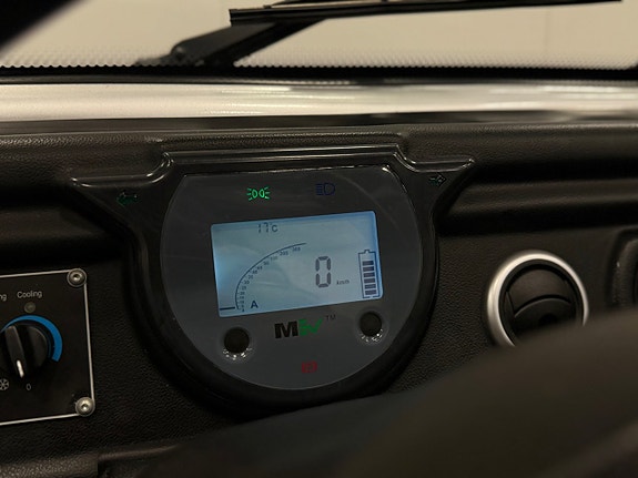 SDV Sdv 2018 SDV 2018 Mini Hummer – Elbil |45 km/h|AM-körkort|53 mil 22 of 30