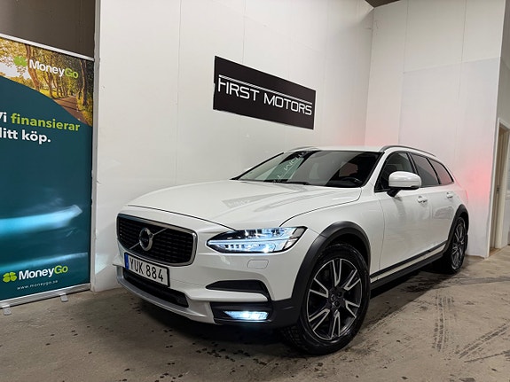 Volvo V90 Cross Country