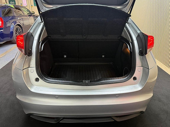 Honda Civic 9 of 17
