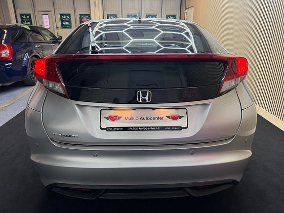 Honda Civic 4 of 5