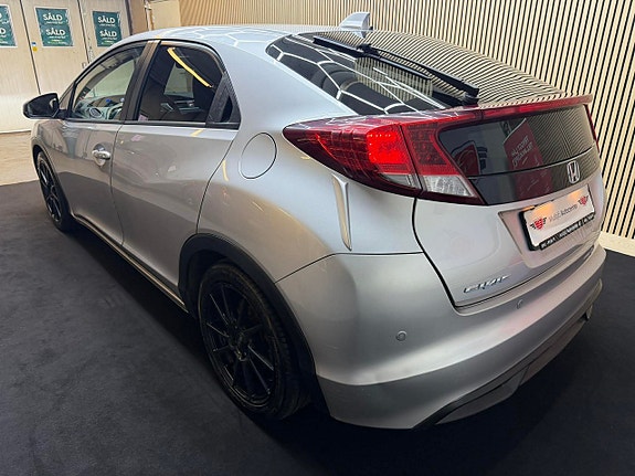 Honda Civic 3 of 5