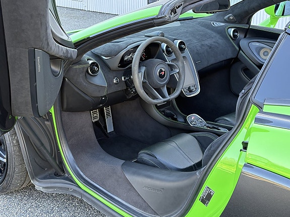 McLaren 570S 14 of 22