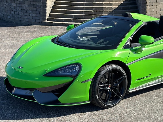 McLaren 570S 8 of 22