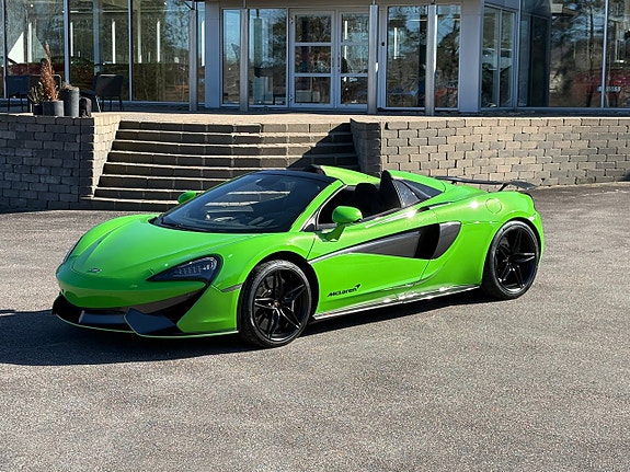 McLaren 570S 2 of 5
