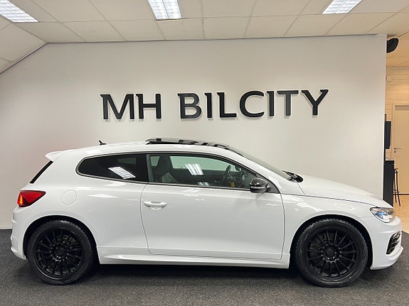 Volkswagen Scirocco 4 of 5