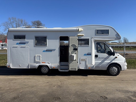 Ci Riviera garage Dragkrok MC ramp Aircondition