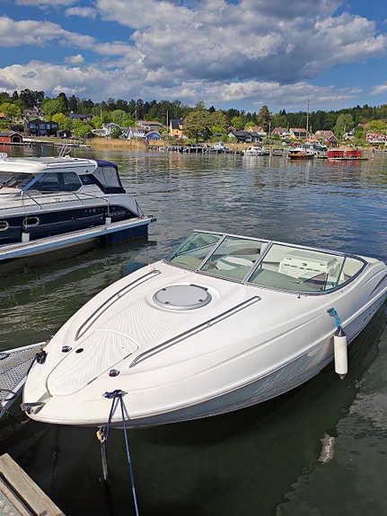 Maxum 2100 SC 5.0 V8 - perfekt båt för skärgården och vattensport 2 of 10