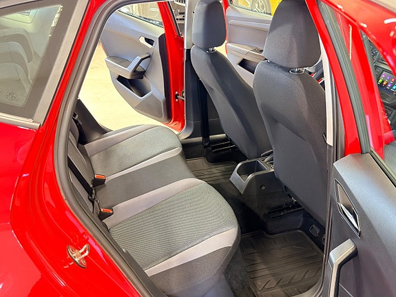 Seat Arona 11 of 16