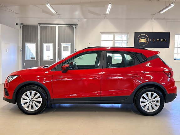 Seat Arona 3 of 5