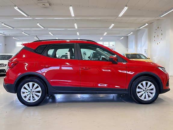 Seat Arona 8 of 16