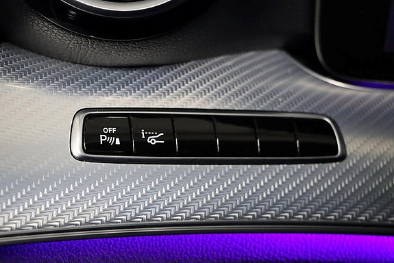 Mercedes-Benz E220 d 21 of 25