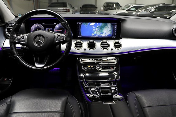 Mercedes-Benz E220 d 10 of 25