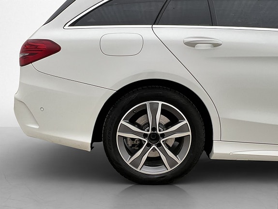 Mercedes-Benz C300 30 of 30