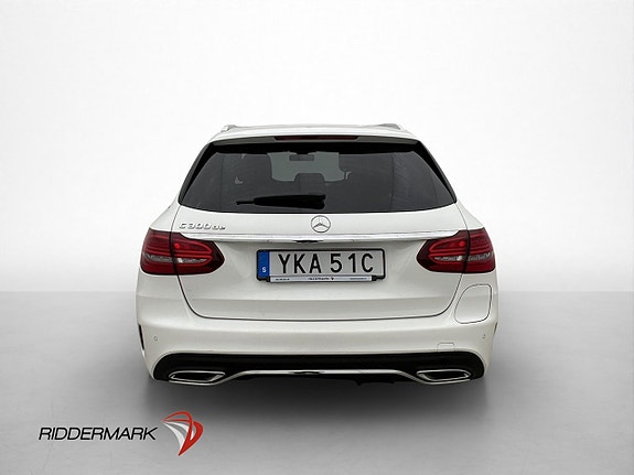 Mercedes-Benz C300 6 of 30