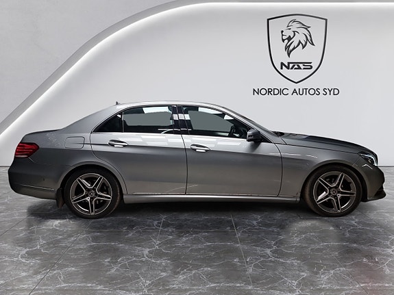 Mercedes-Benz E220 7 of 18