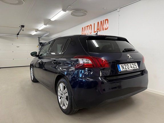 Peugeot 308 7 of 27