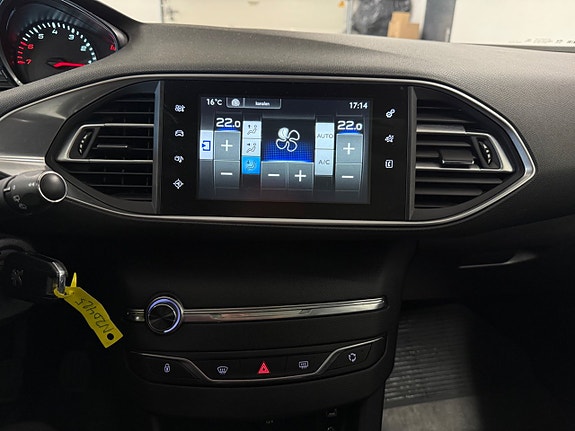 Peugeot 308 23 of 27