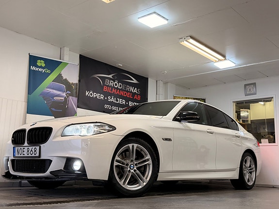 BMW 520d 3 of 5