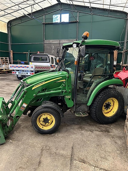 John Deere 3720 KOMPAKTTRAKTOR