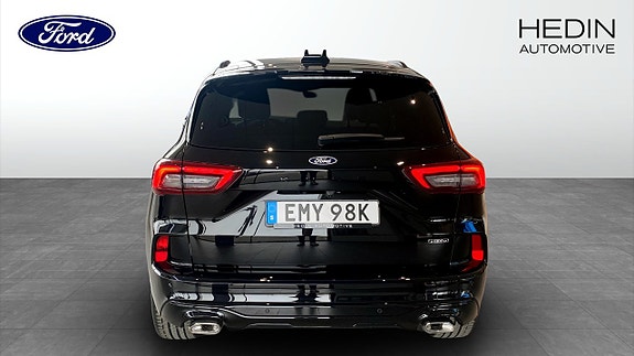 Ford Kuga 7 of 9