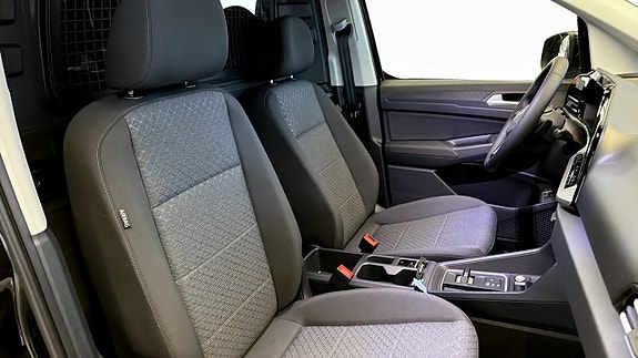 Ford Transit Connect 5 of 5