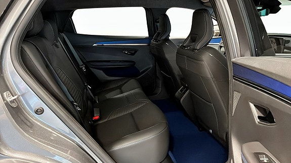 Renault Scenic E-Tech 5 of 16