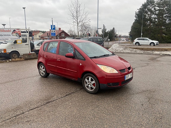 Mitsubishi Colt 6 of 14