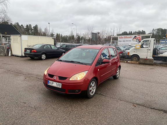 Mitsubishi Colt 2 of 14