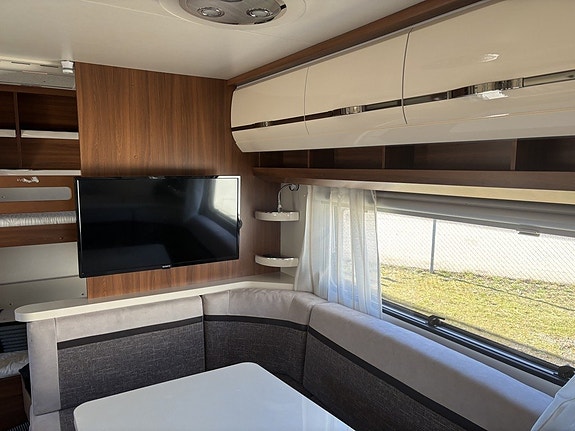 Hobby 560 KMFe Excellent Barnkammare Mover Markis Cykelställ 3 of 14