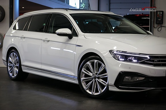 Volkswagen Passat 3 of 5