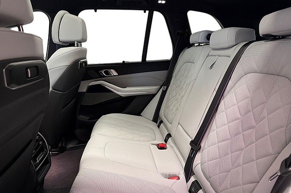 BMW X5 11 of 18