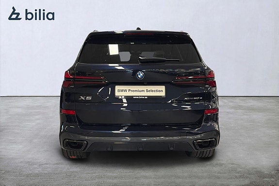 BMW X5 4 of 5