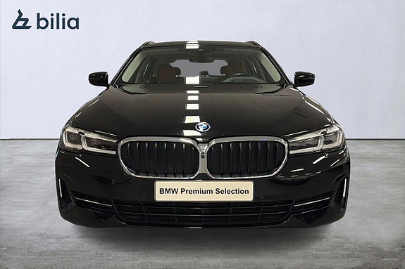 BMW 530e 5 of 18
