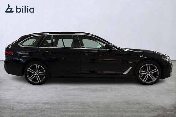 BMW 530e 16 of 18