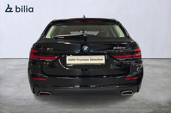 BMW 530e 4 of 18