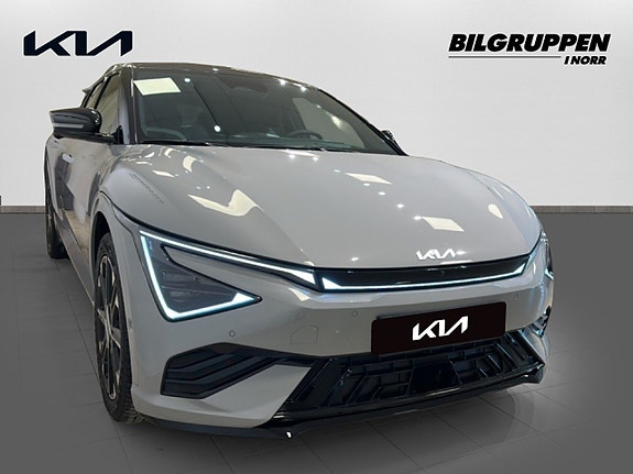 Kia EV6 3 of 5