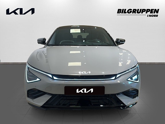 Kia EV6 2 of 5