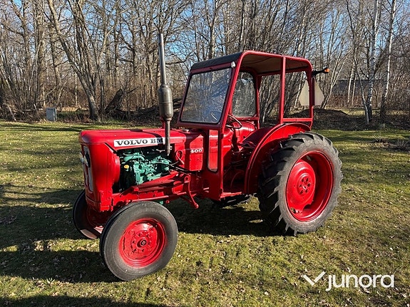 Traktor - Volvo BM 400 Buster med lastare