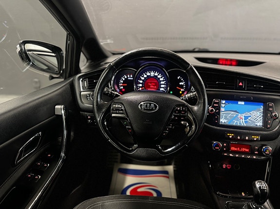 Kia Ceed 15 of 21