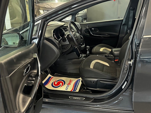 Kia Ceed 9 of 21