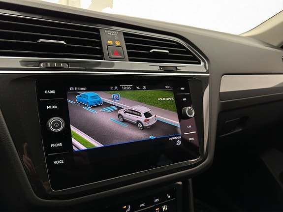 Volkswagen Tiguan 18 of 28