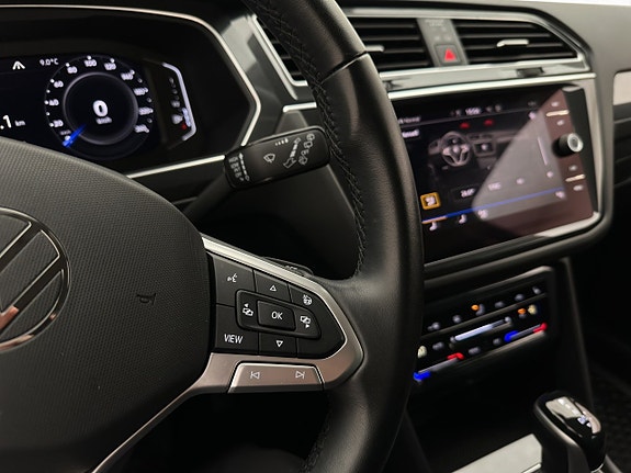 Volkswagen Tiguan 15 of 28