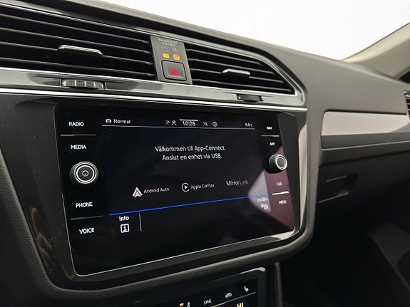 Volkswagen Tiguan 17 of 28