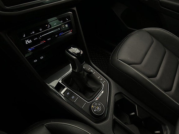 Volkswagen Tiguan 22 of 28