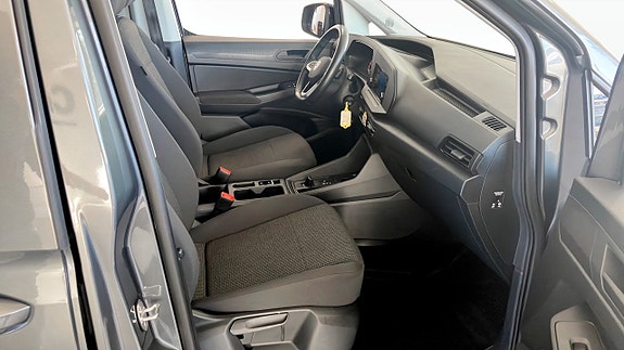 Volkswagen Caddy Maxi 3 of 5