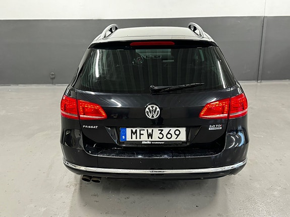 Volkswagen Passat 4 of 5